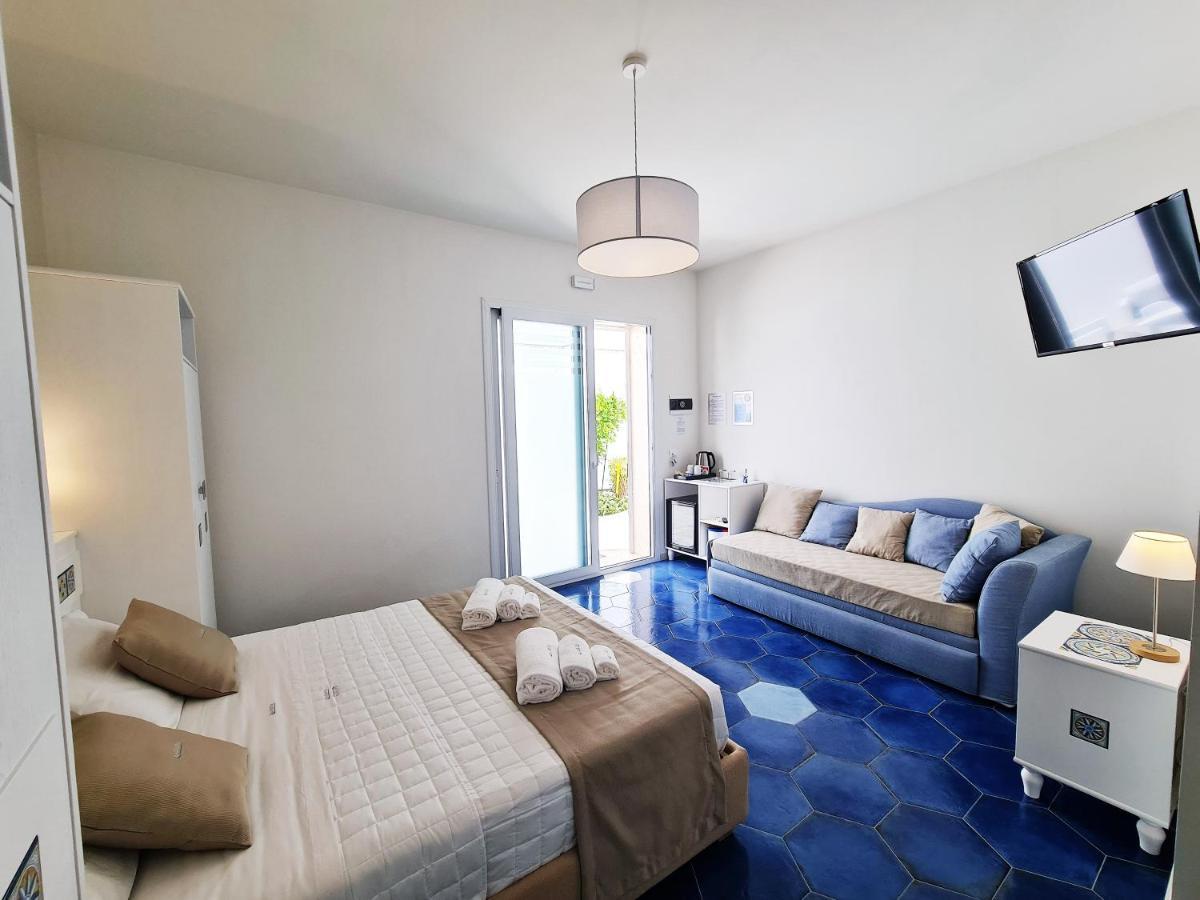 Kalinifta Rooms Apartment Torre Lapillo Extérieur photo