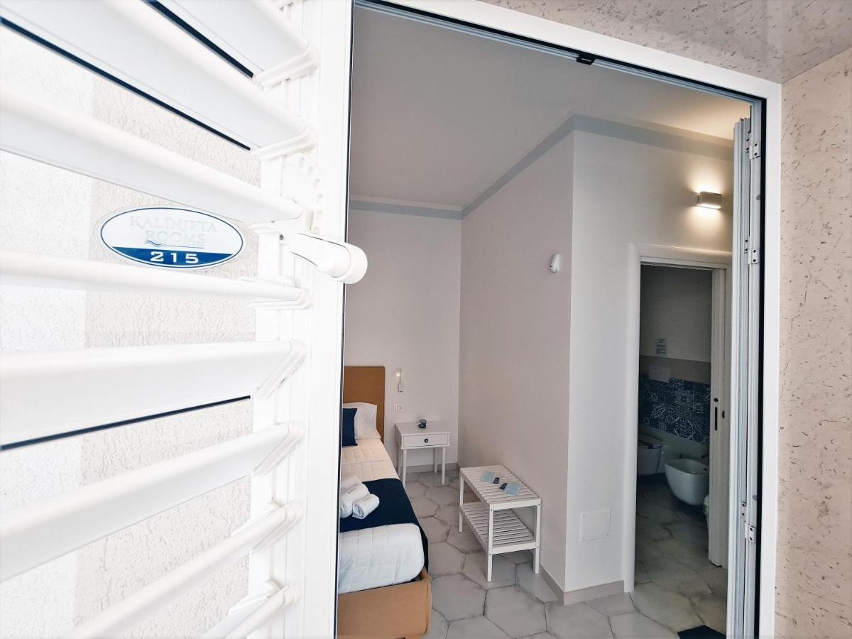 Kalinifta Rooms Apartment Torre Lapillo Extérieur photo