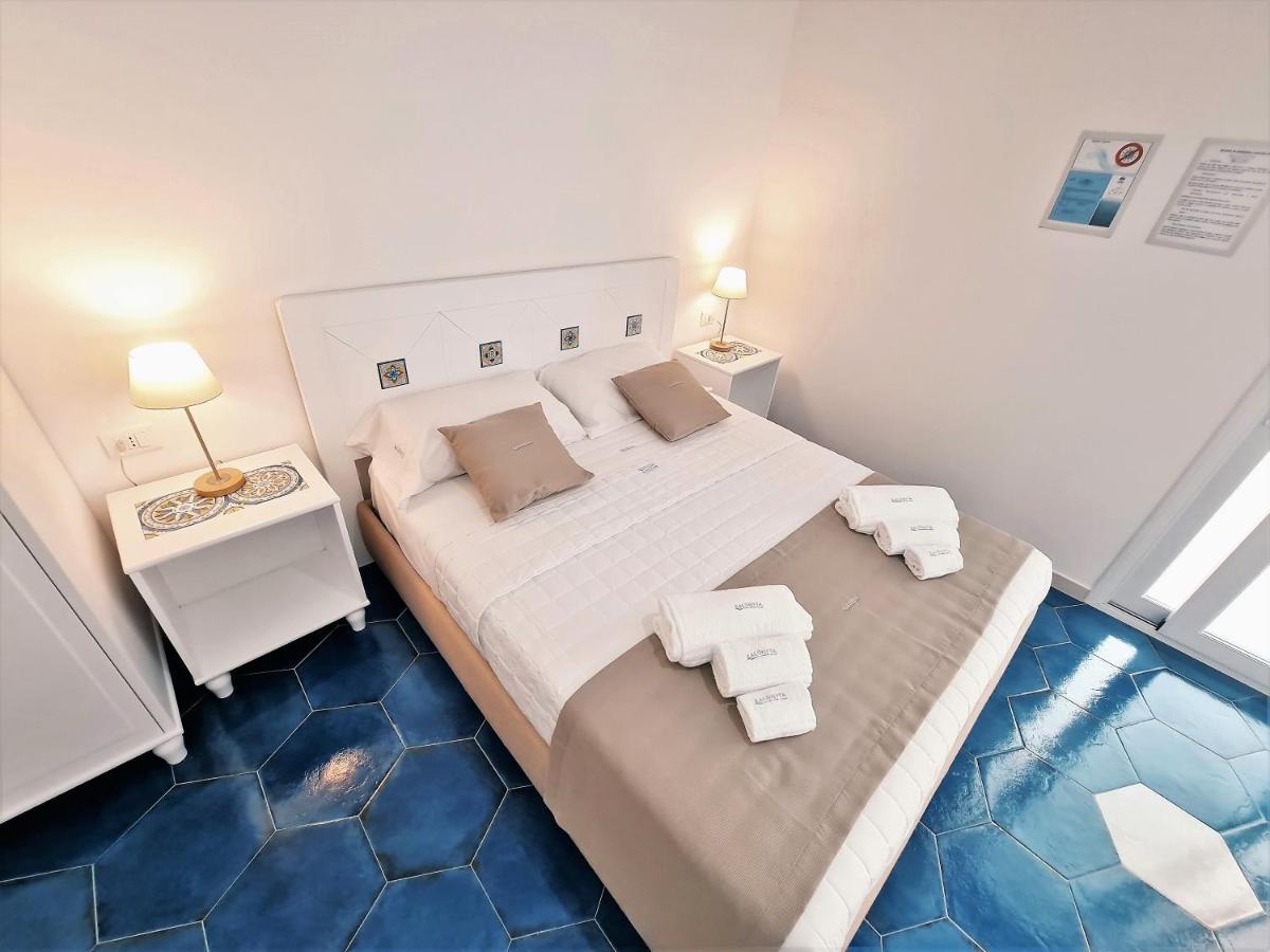 Kalinifta Rooms Apartment Torre Lapillo Extérieur photo