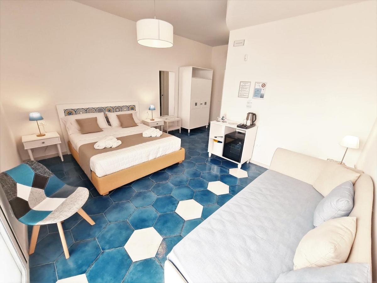 Kalinifta Rooms Apartment Torre Lapillo Extérieur photo