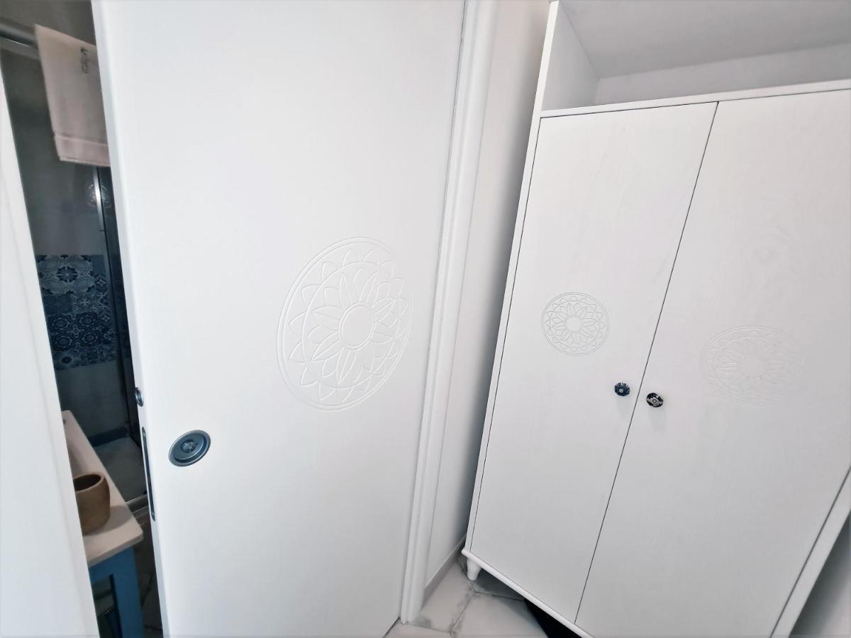 Kalinifta Rooms Apartment Torre Lapillo Extérieur photo