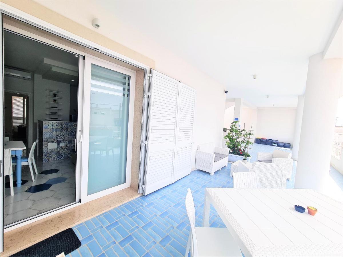 Kalinifta Rooms Apartment Torre Lapillo Extérieur photo