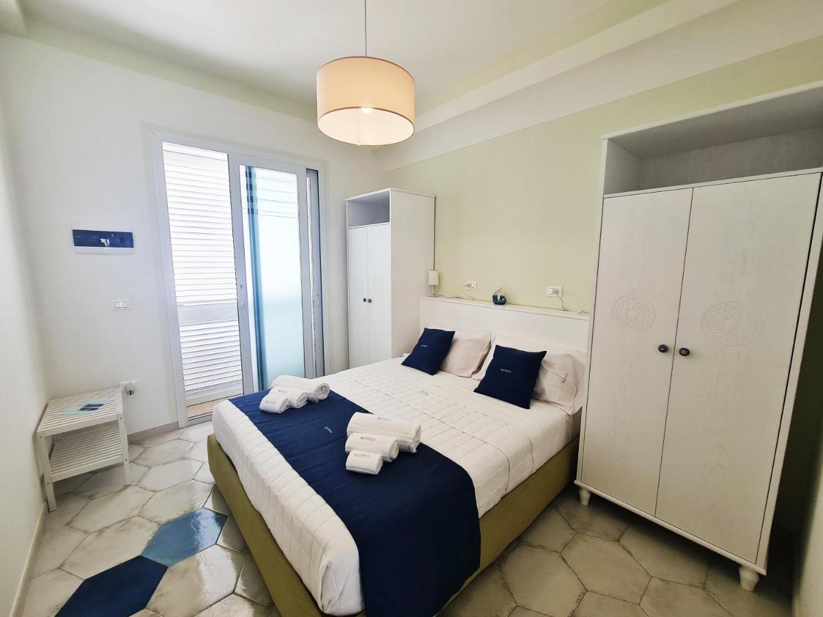 Kalinifta Rooms Apartment Torre Lapillo Extérieur photo